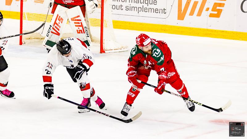 Cergy-Pontoise 1 - 4 Chamonix 