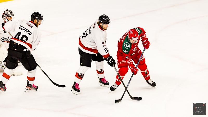 Cergy-Pontoise 1 - 4 Chamonix 