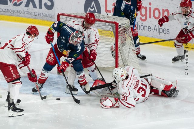 Photo hockey match Grenoble  - Briançon  le 28/10/2025