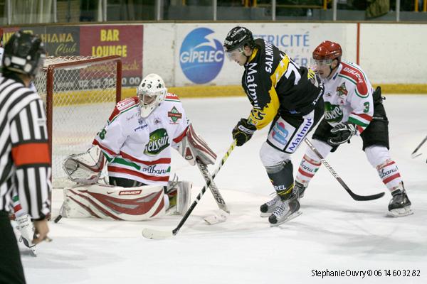 Rouen 12 - 2 Mont-Blanc