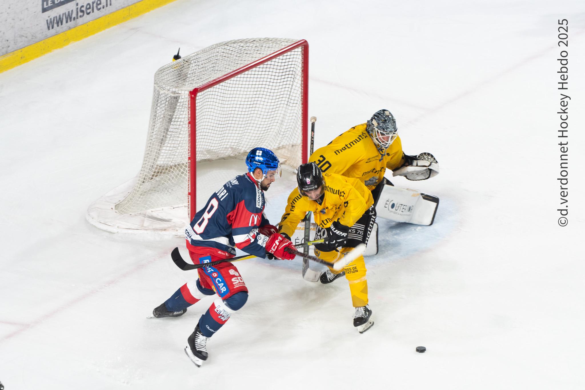 Grenoble  2 - 4 Rouen