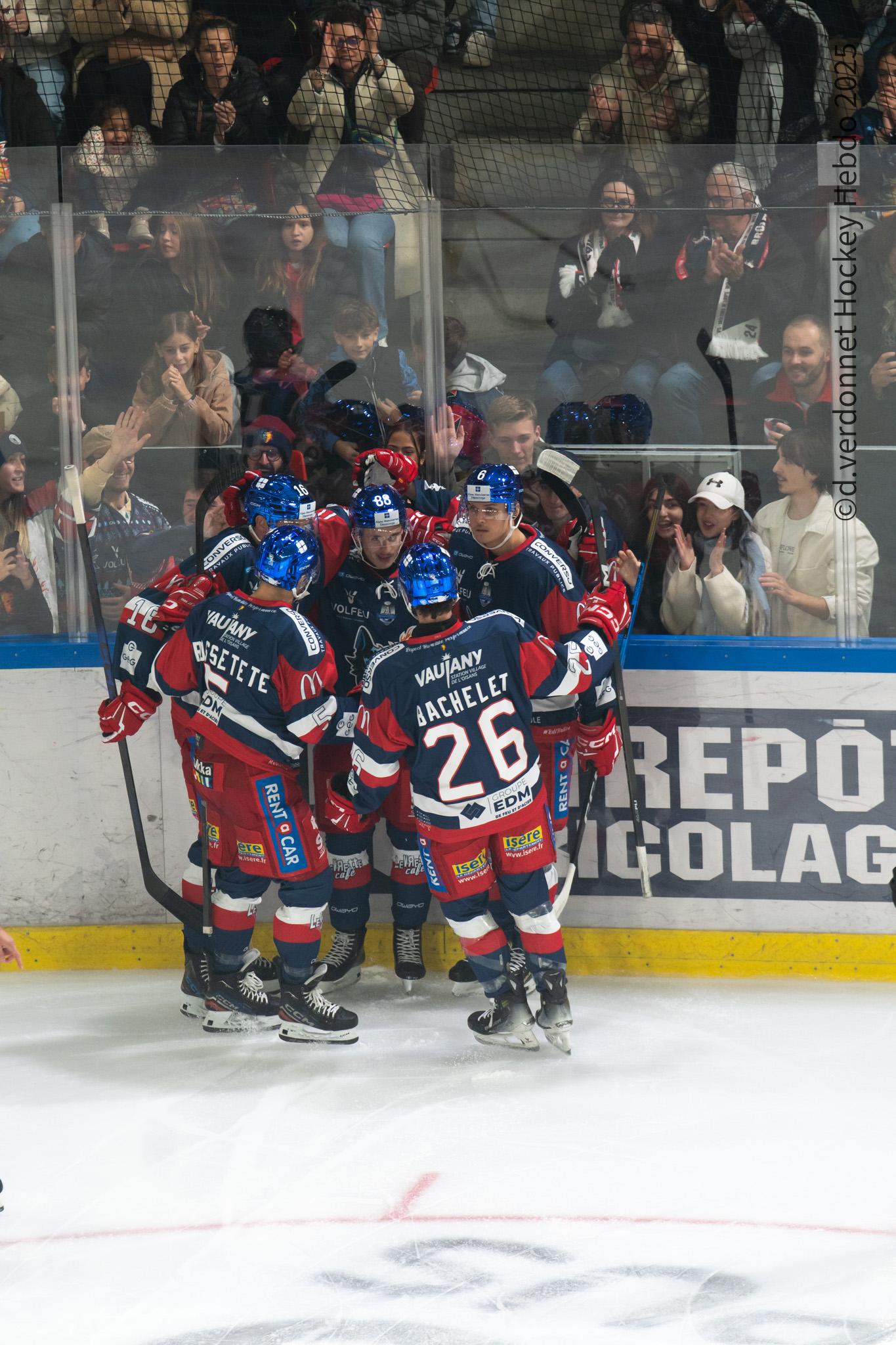 Grenoble  2 - 4 Rouen