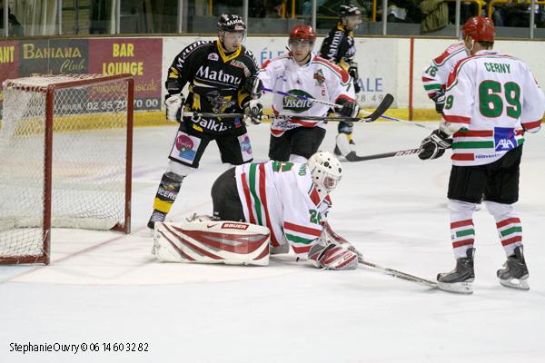 Rouen 12 - 2 Mont-Blanc