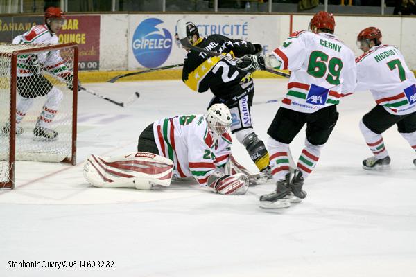 Rouen 12 - 2 Mont-Blanc