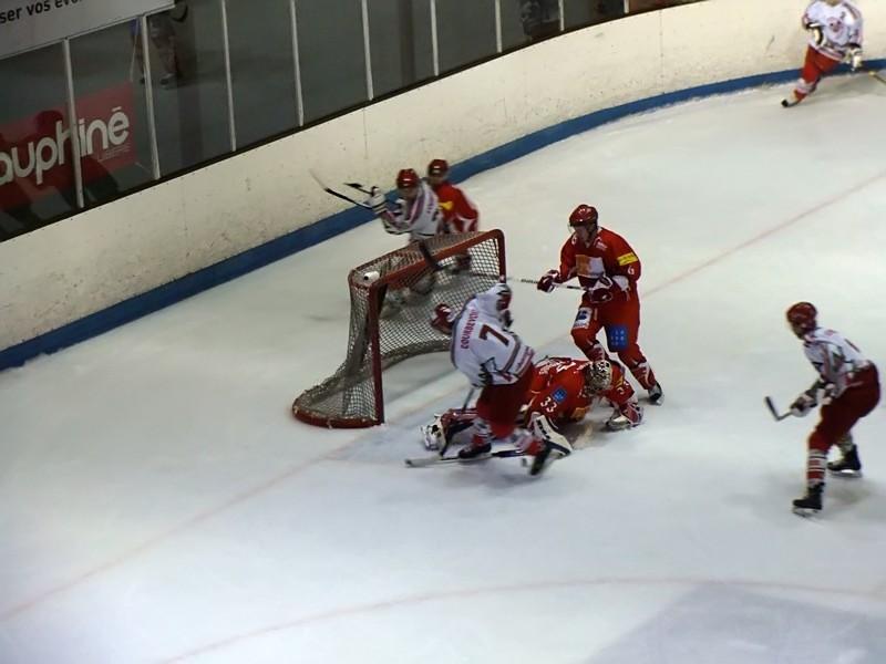Valence 4 - 2 Courbevoie 