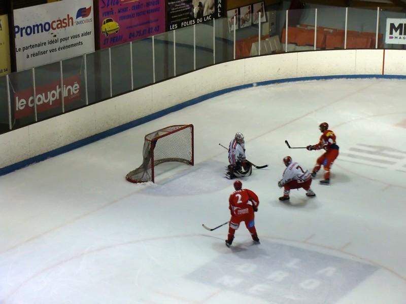 Valence 4 - 2 Courbevoie 