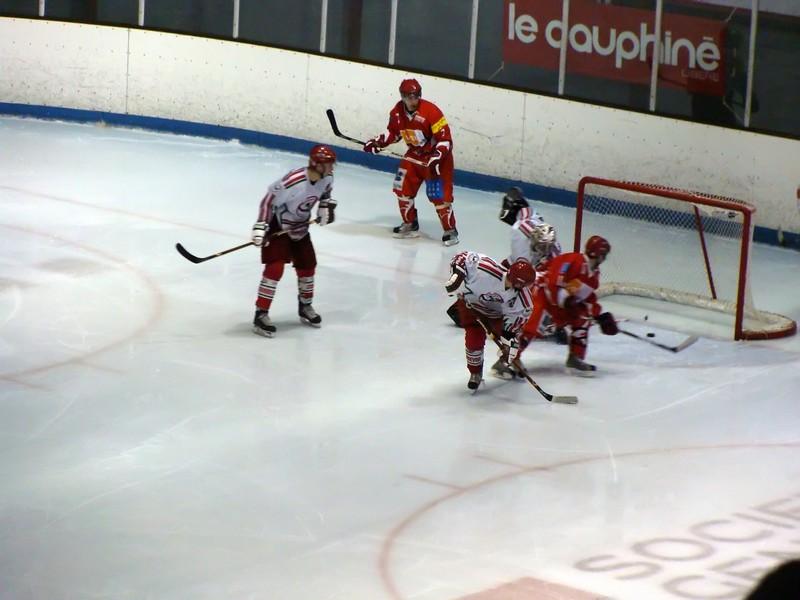 Valence 4 - 2 Courbevoie 