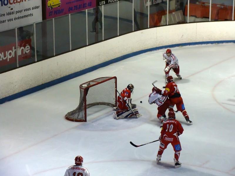 Valence 4 - 2 Courbevoie 