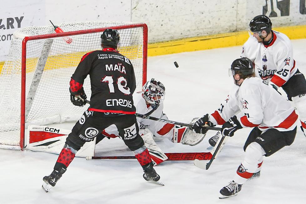 Amiens  4 - 5 Chamonix 