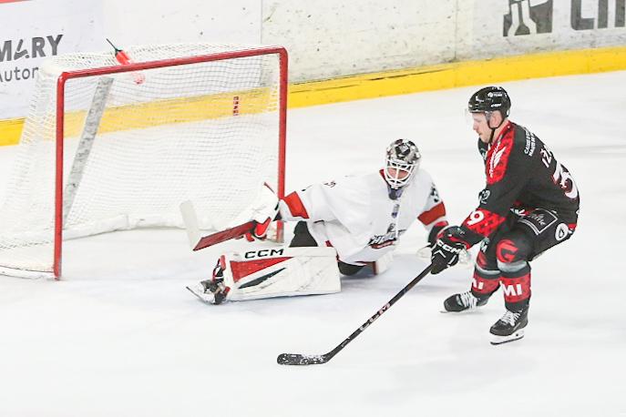 Amiens  4 - 5 Chamonix 