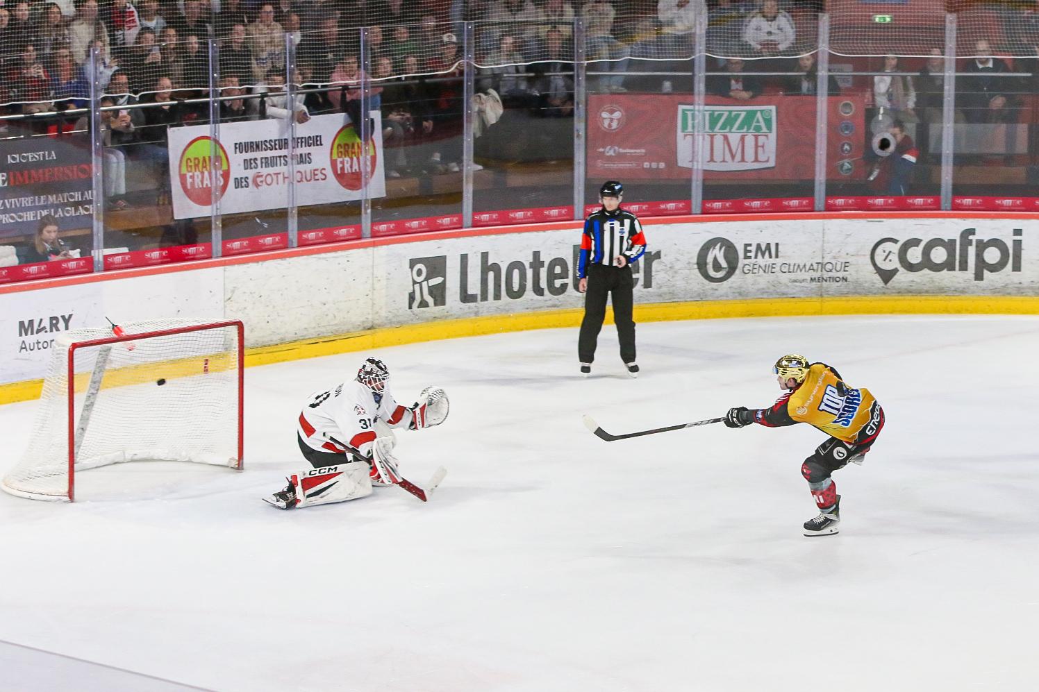 Amiens  4 - 5 Chamonix 