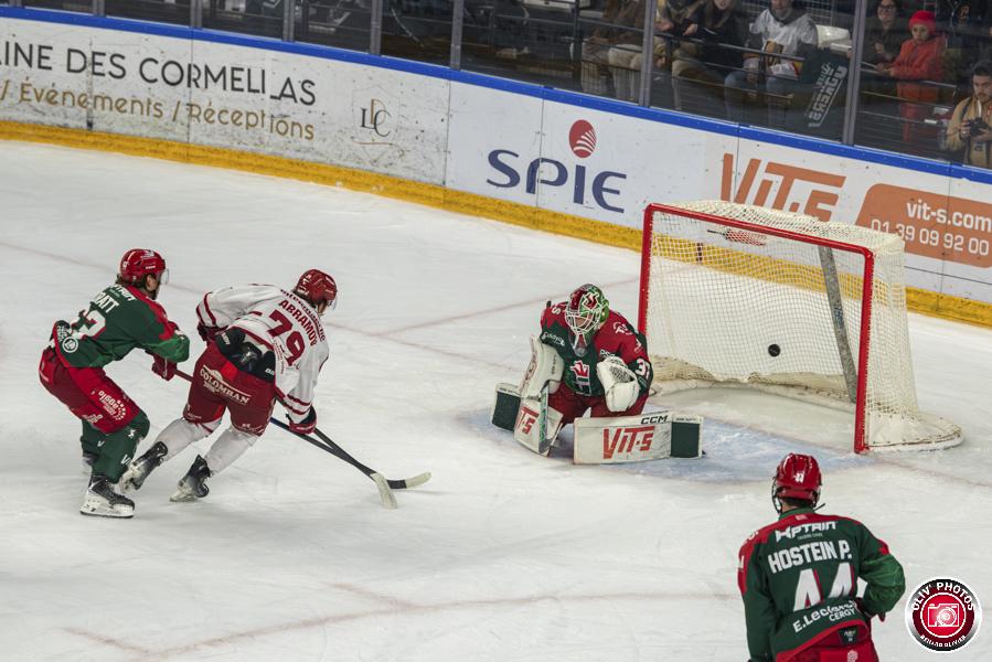 Cergy-Pontoise 3 - 2 Briançon 