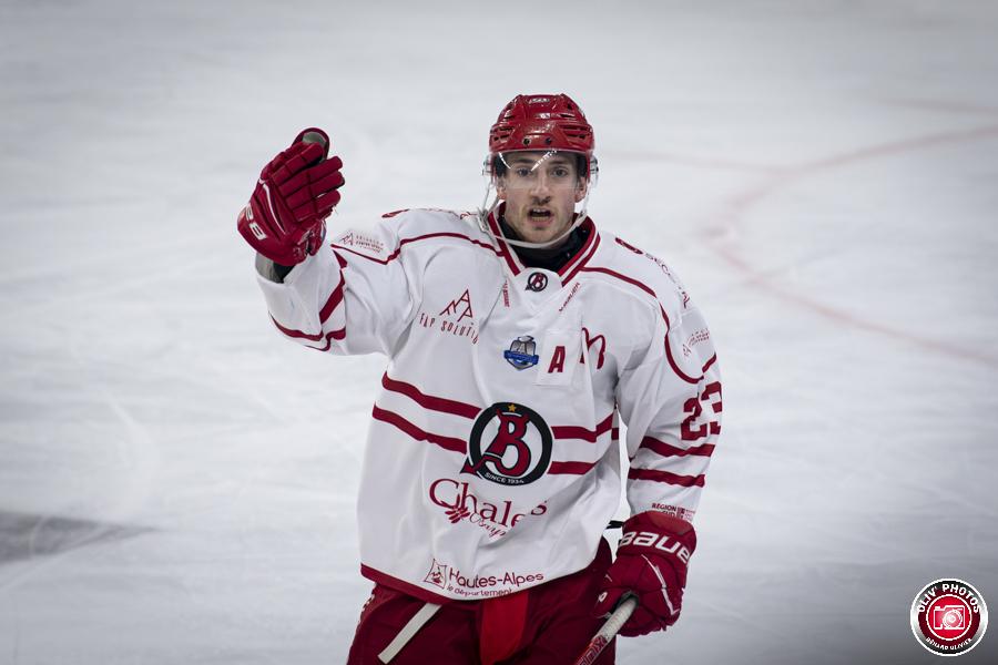 Cergy-Pontoise 3 - 2 Briançon 
