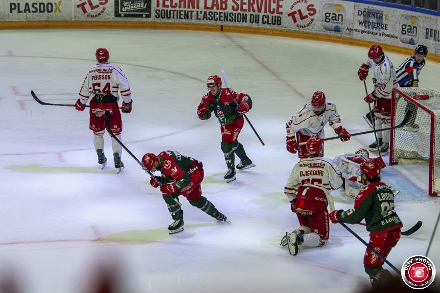 Cergy-Pontoise 3 - 2 Briançon 