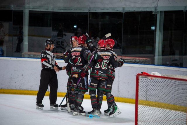 Photo hockey match Mont-Blanc - Courchevel-Méribel-Pralognan le 15/11/2025
