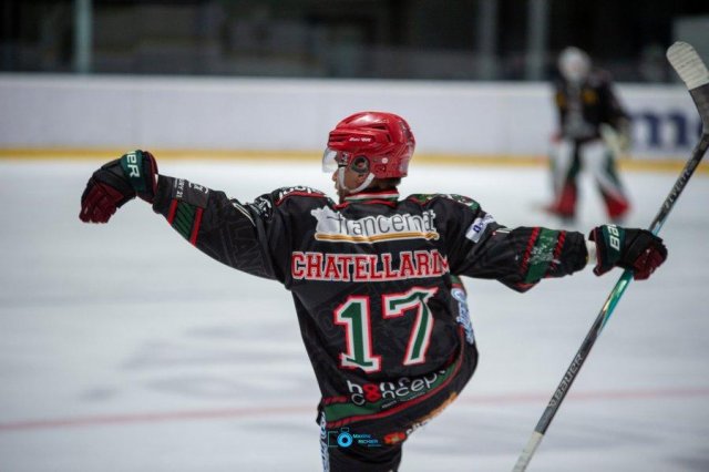Photo hockey match Mont-Blanc - Courchevel-Méribel-Pralognan le 15/11/2025