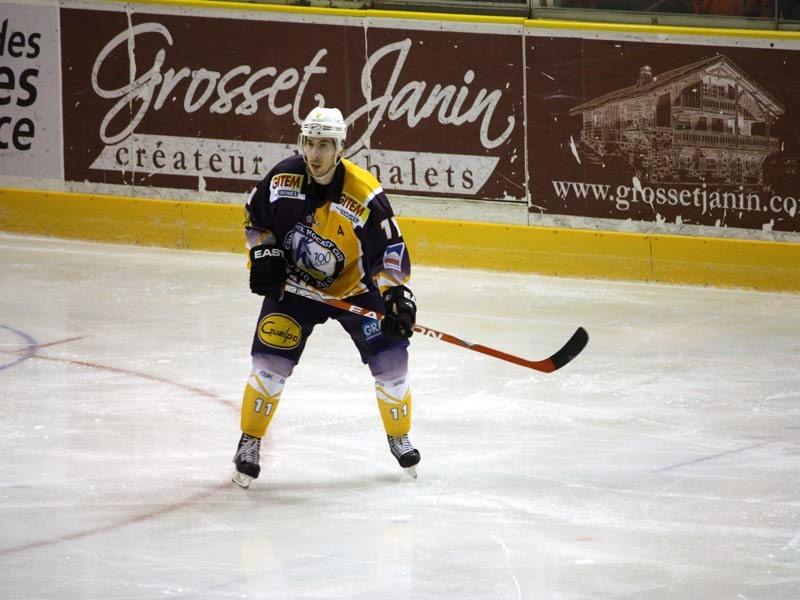 Chamonix  9 - 3 Neuilly/Marne