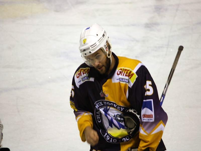Chamonix  9 - 3 Neuilly/Marne