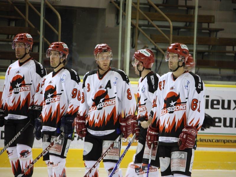 Chamonix  9 - 3 Neuilly/Marne