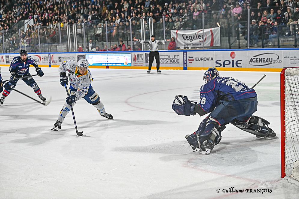 Angers  3 - 4 Cortina d'Ampezzo