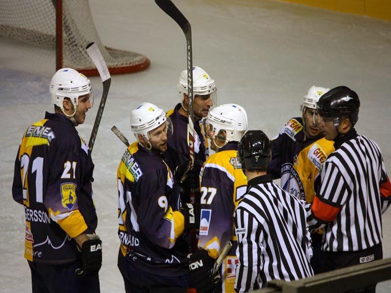 Chamonix  9 - 3 Neuilly/Marne