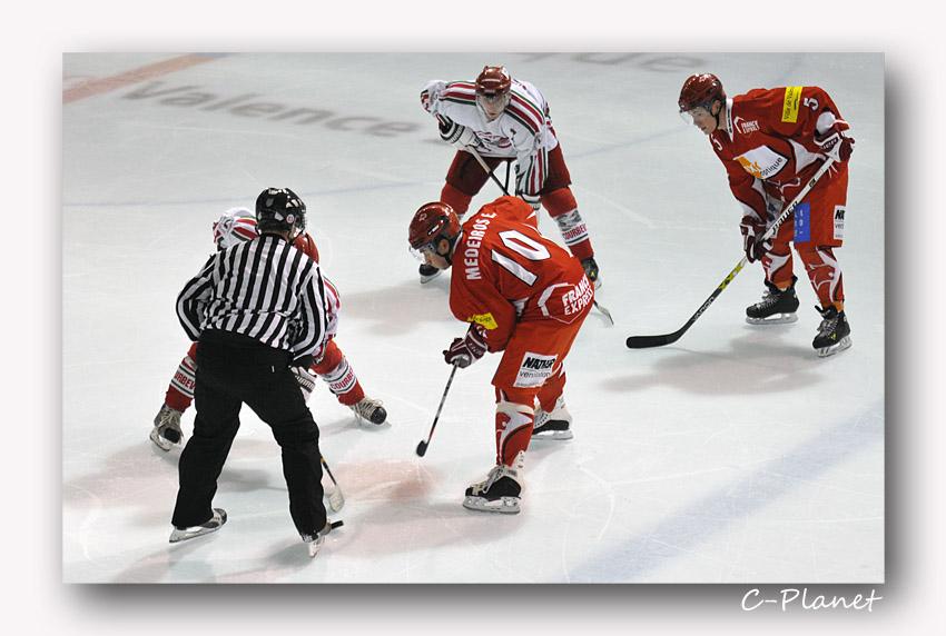 Valence 4 - 2 Courbevoie 