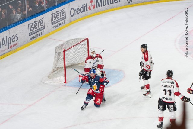 Photo hockey match Grenoble  - Amiens  le 23/11/2025