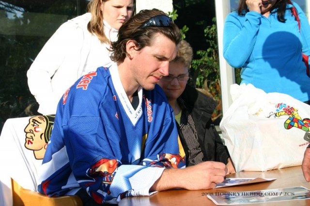 Photo hockey reportage Morzine / Puck et Match 