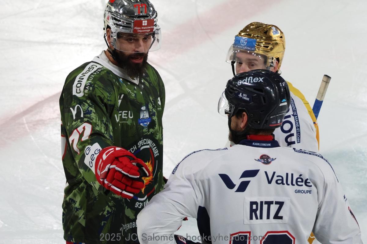 Grenoble  6 - 4 Angers 