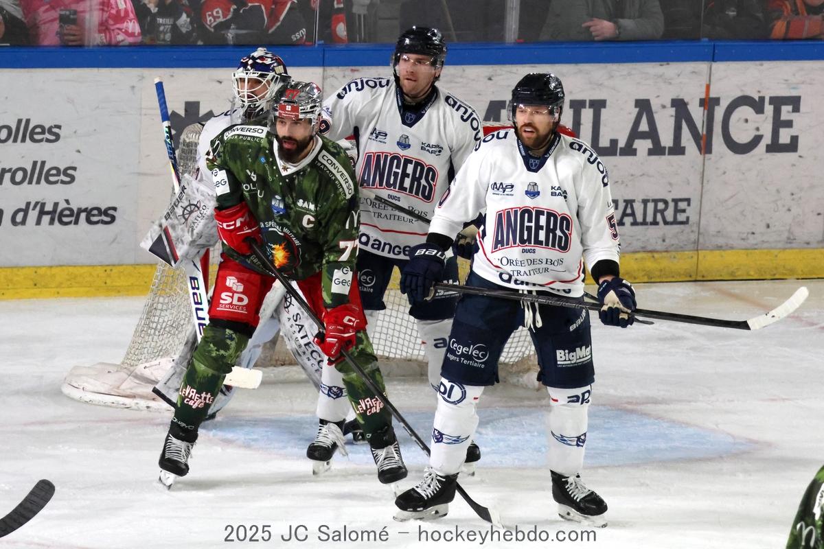 Grenoble  6 - 4 Angers 