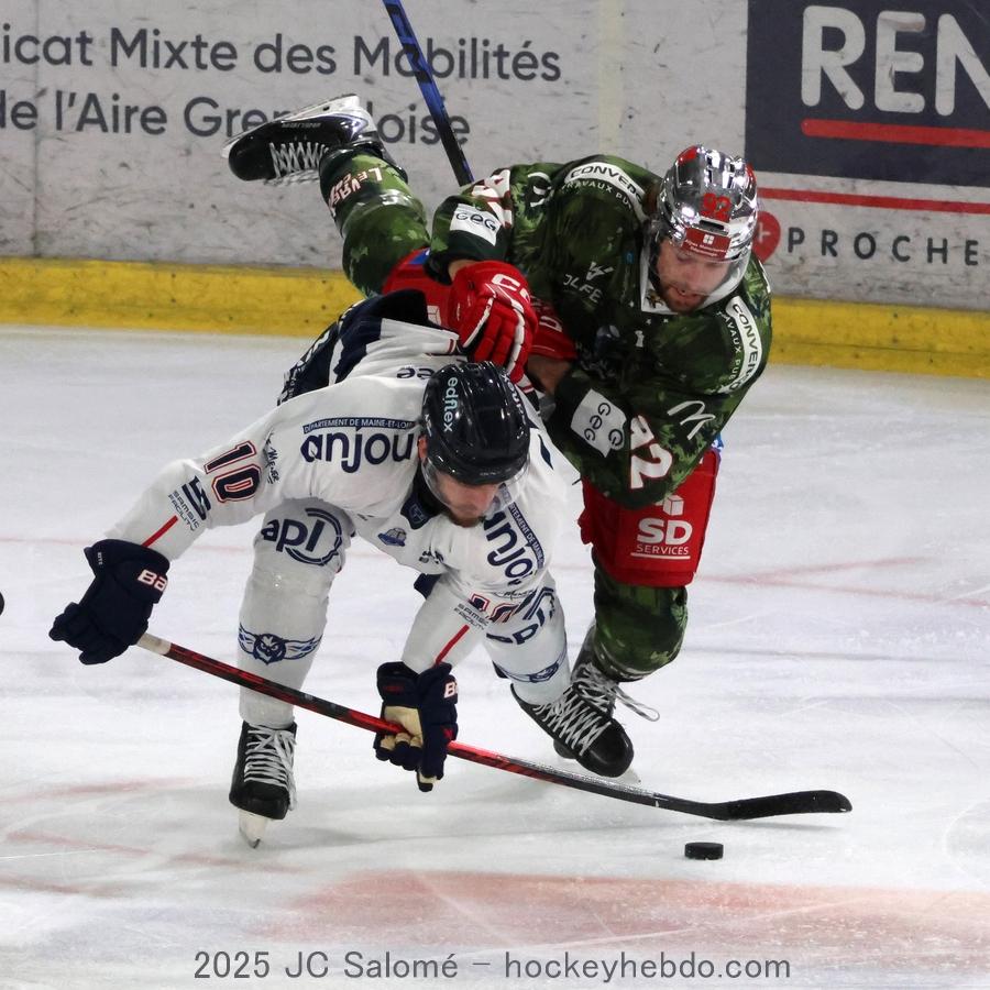 Grenoble  6 - 4 Angers 