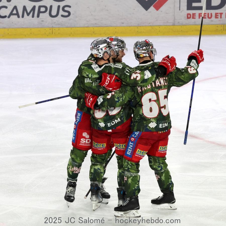 Grenoble  6 - 4 Angers 