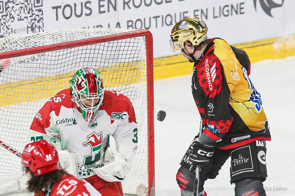 Amiens  2 - 1 Cergy-Pontoise