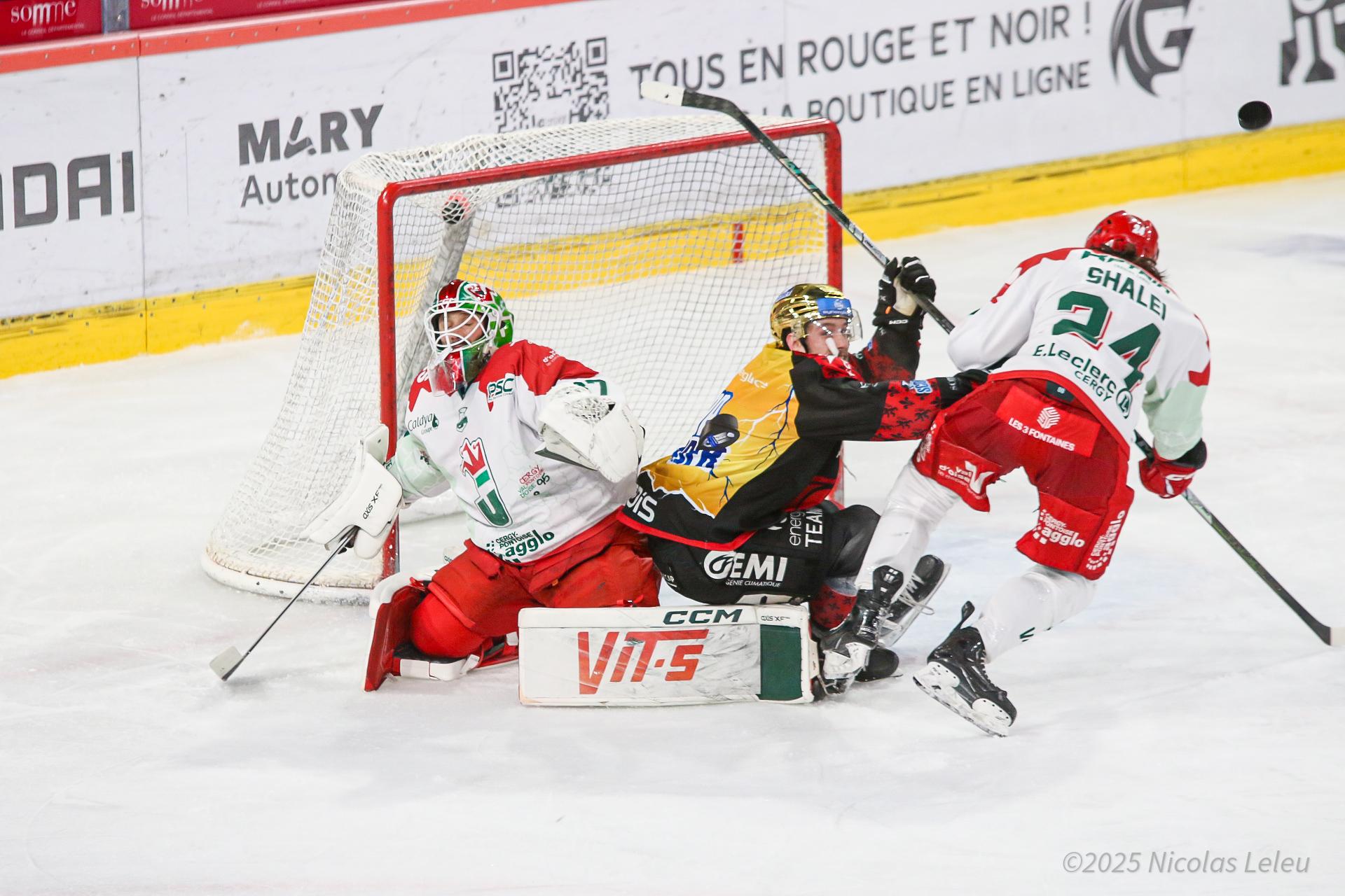 Amiens  2 - 1 Cergy-Pontoise