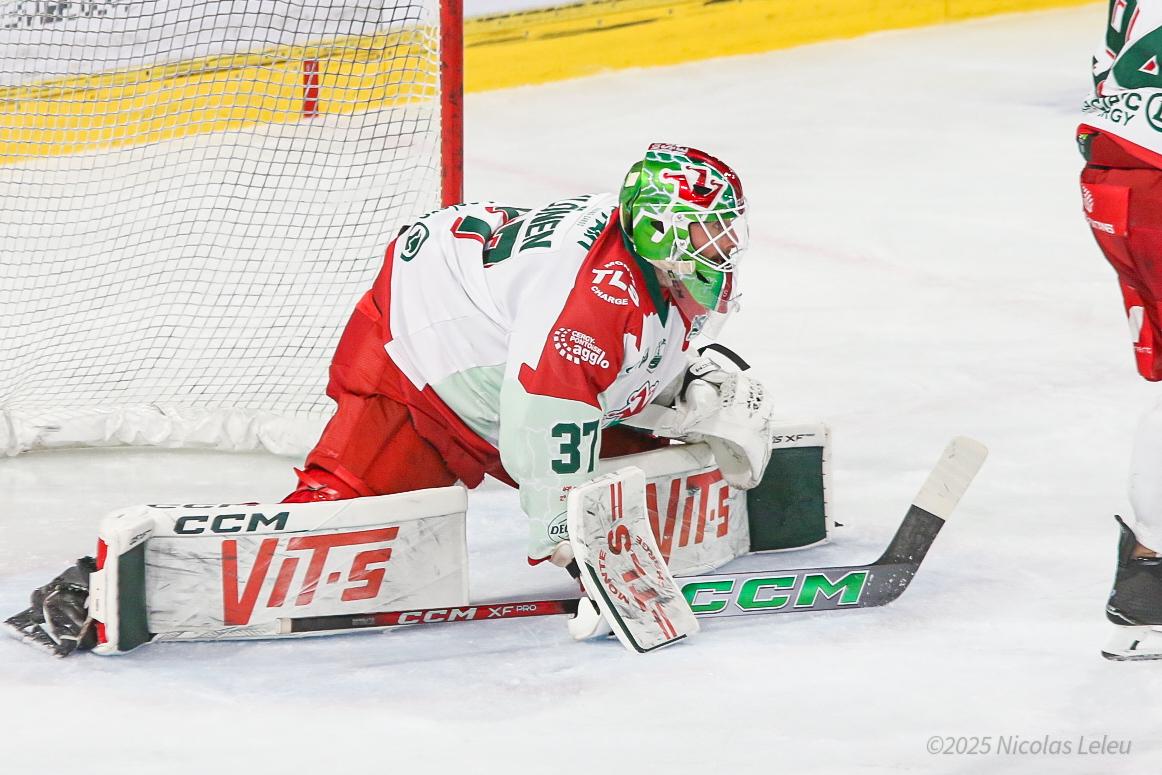 Amiens  2 - 1 Cergy-Pontoise