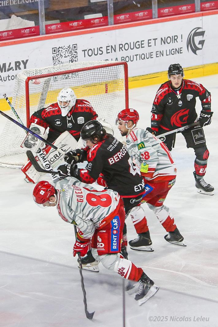 Amiens  2 - 7 Grenoble 