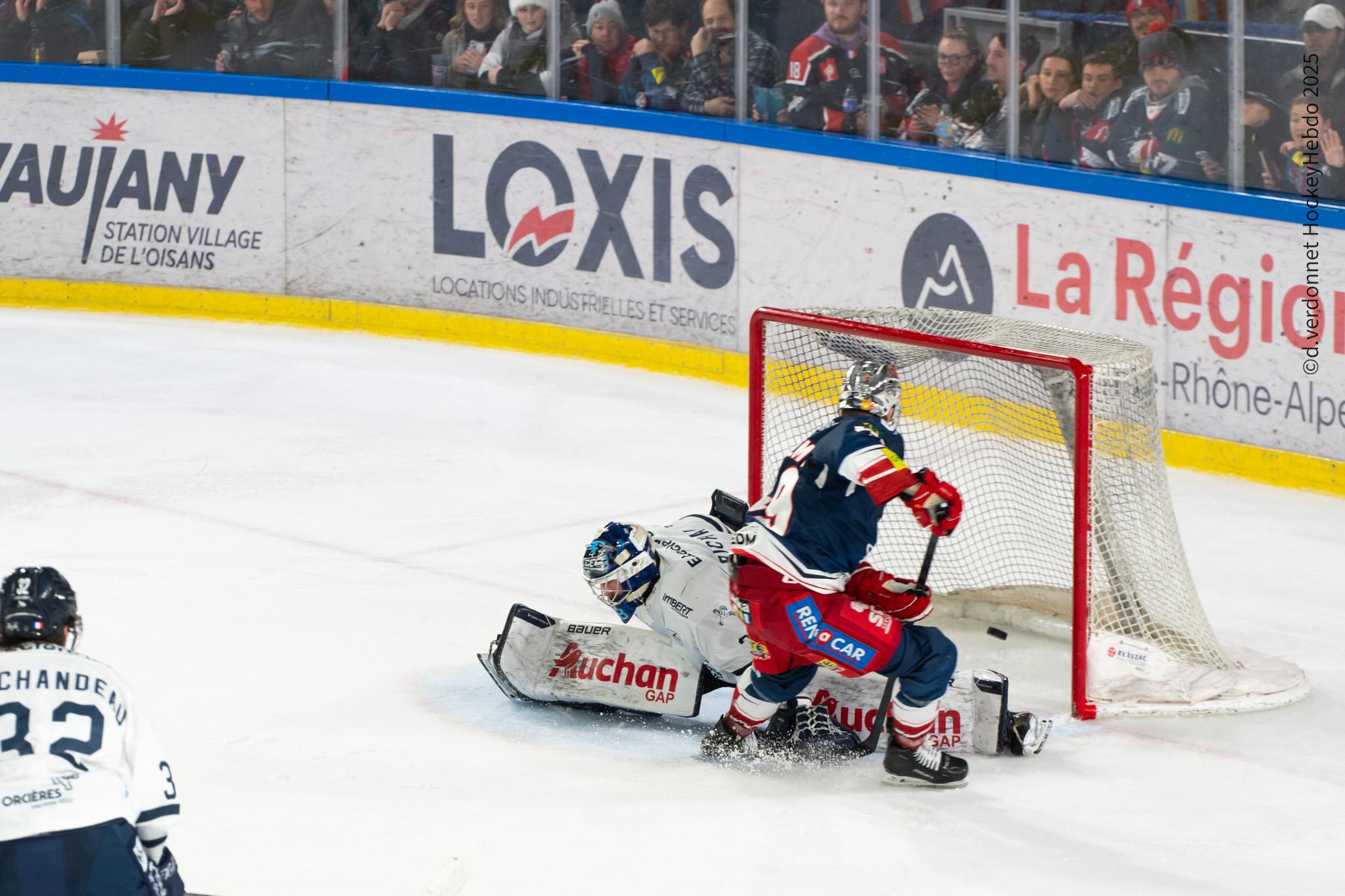 Grenoble  8 - 2 Gap 