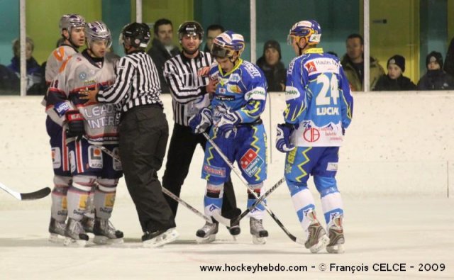 Photo hockey match Gap  - Grenoble  le 24/11/2009