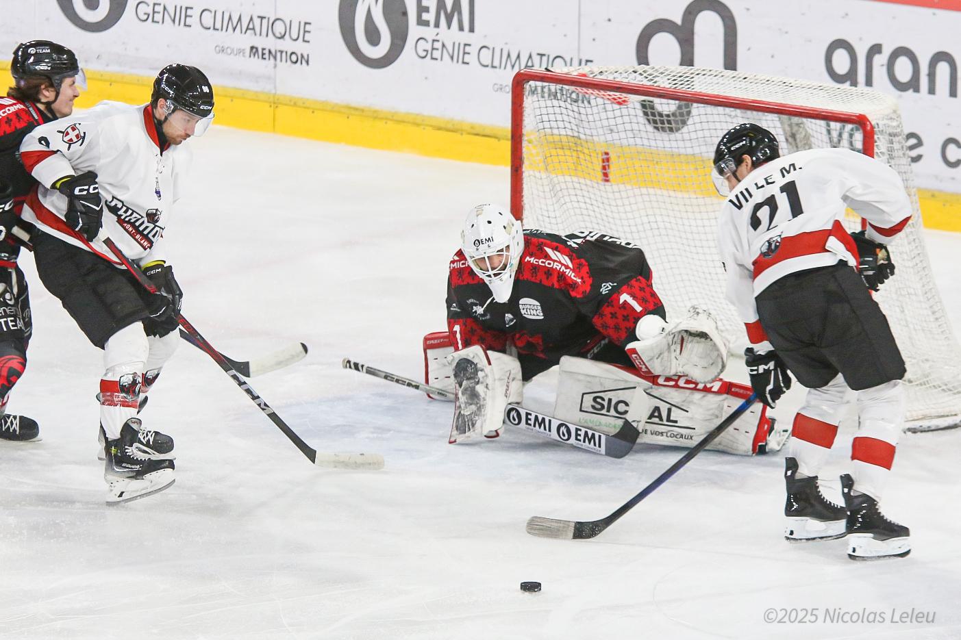 Amiens  5 - 3 Chamonix 