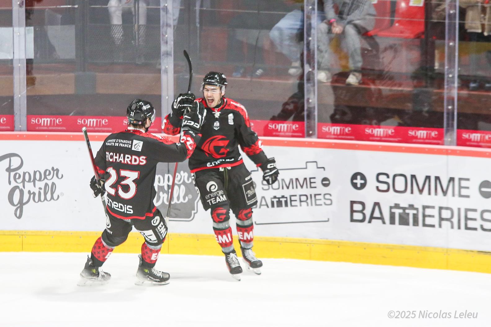 Amiens  5 - 3 Chamonix 