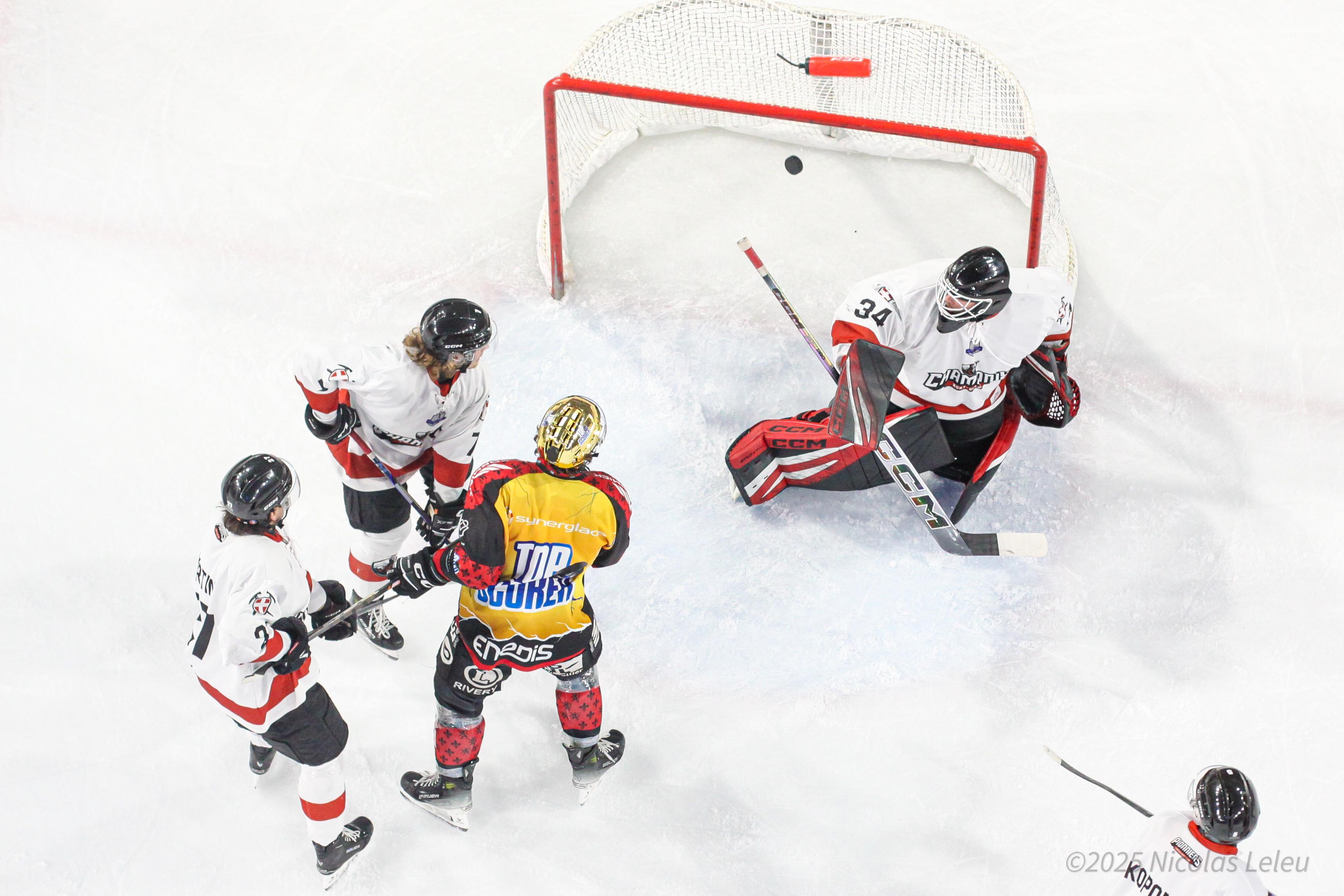 Amiens  5 - 3 Chamonix 