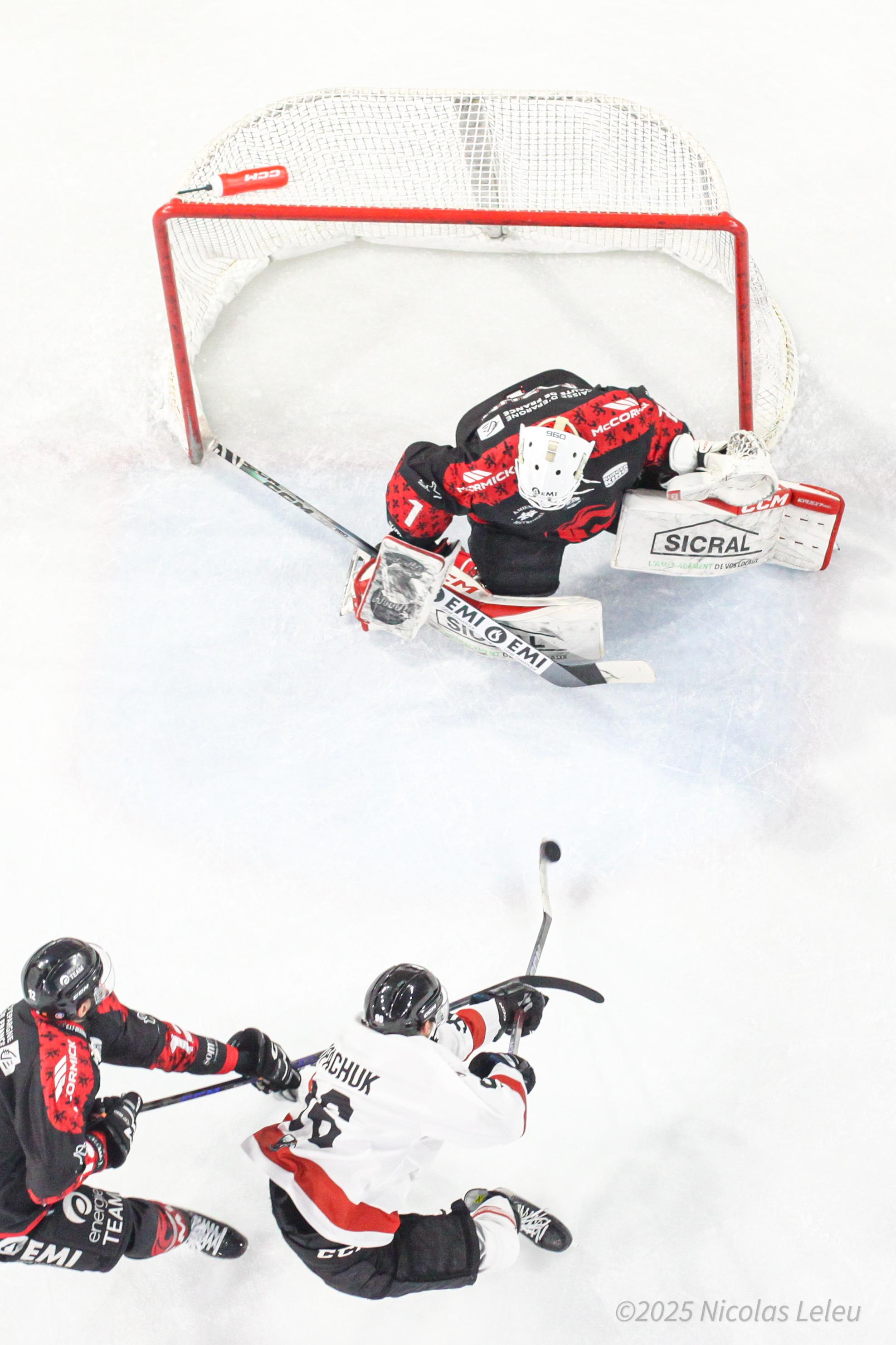 Amiens  5 - 3 Chamonix 