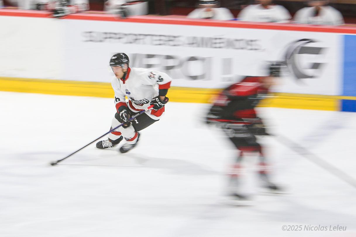 Amiens  5 - 3 Chamonix 