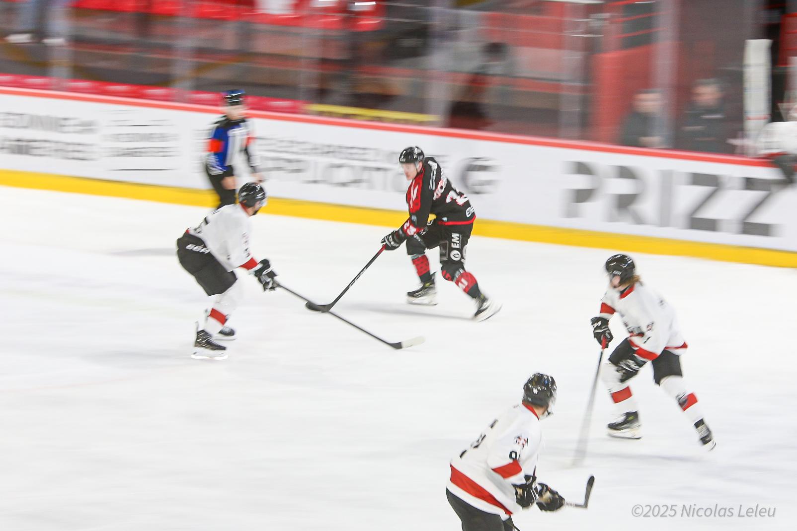 Amiens  5 - 3 Chamonix 