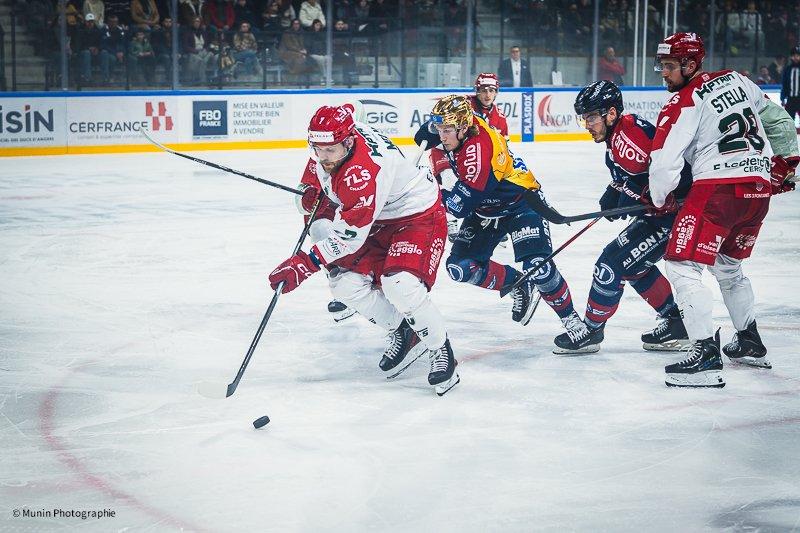 Angers  5 - 3 Cergy-Pontoise