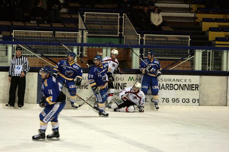 Villard-de-Lans 2 - 6 Briançon 