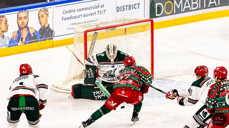 Cergy-Pontoise 8 - 0 Anglet