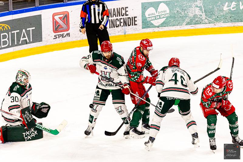 Cergy-Pontoise 8 - 0 Anglet