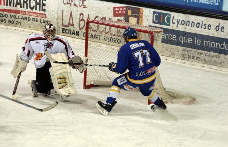 Villard-de-Lans 2 - 6 Briançon 