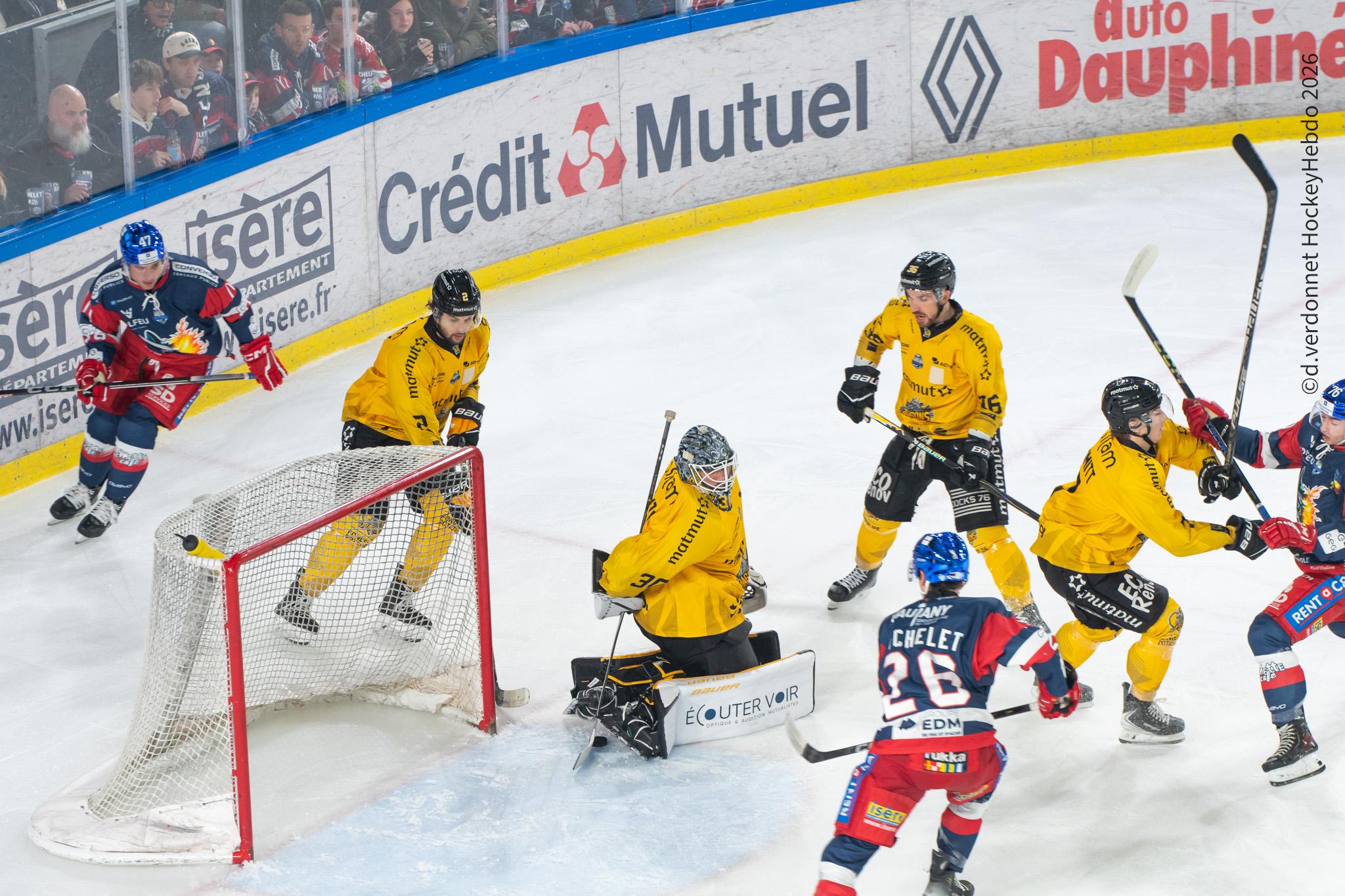Grenoble  5 - 1 Rouen